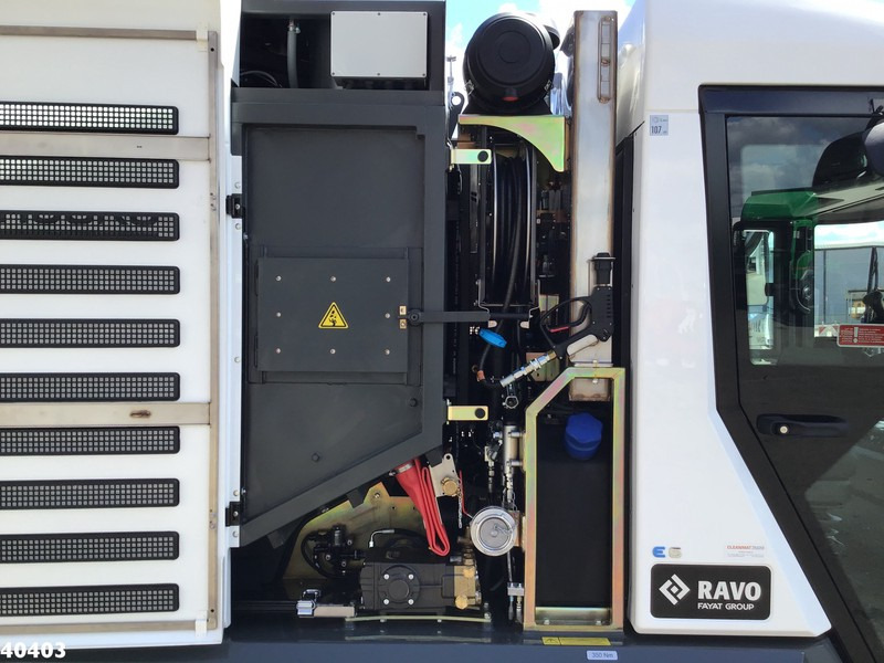 Ravo 5-SERIES 580 with 3-rd brush в лизинг Ravo 5-SERIES 580 with 3-rd brush: фото 13