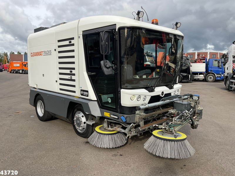 Ravo 540 STH Euro 6 with 3-rd brush - Подметально-уборочная машина: фото 4 Ravo 540 STH Euro 6 with 3-rd brush - Подметально-уборочная машина: фото 4