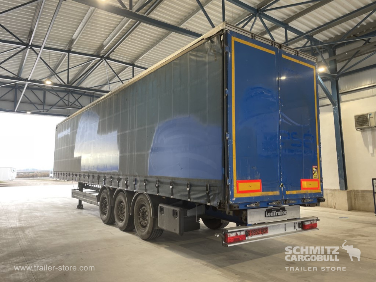 Тентованный полуприцеп BERGER Semiremolque Lona Standard: фото 7 Тентованный полуприцеп BERGER Semiremolque Lona Standard: фото 7