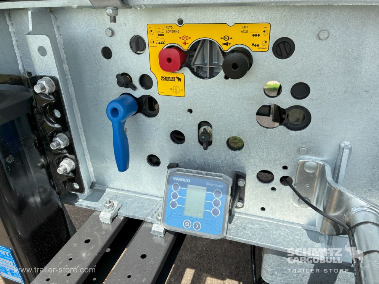 SCHMITZ Auflieger Kipper Stahlrundmulde 29m³ - Самосвальный полуприцеп: фото 4 SCHMITZ Auflieger Kipper Stahlrundmulde 29m³ - Самосвальный полуприцеп: фото 4