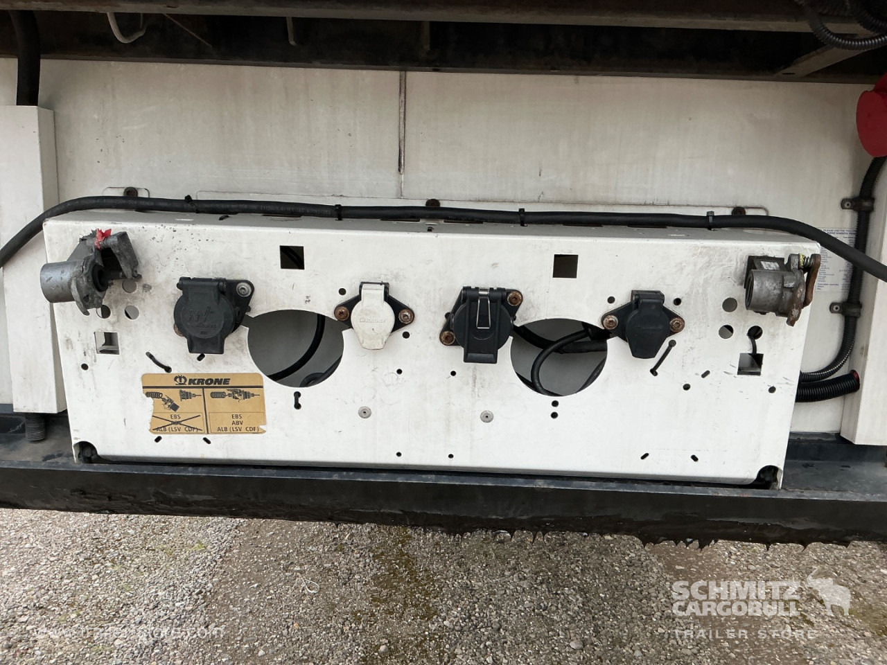 KRONE Reefer Standard Double deck - Изотермический полуприцеп: фото 4 KRONE Reefer Standard Double deck - Изотермический полуприцеп: фото 4