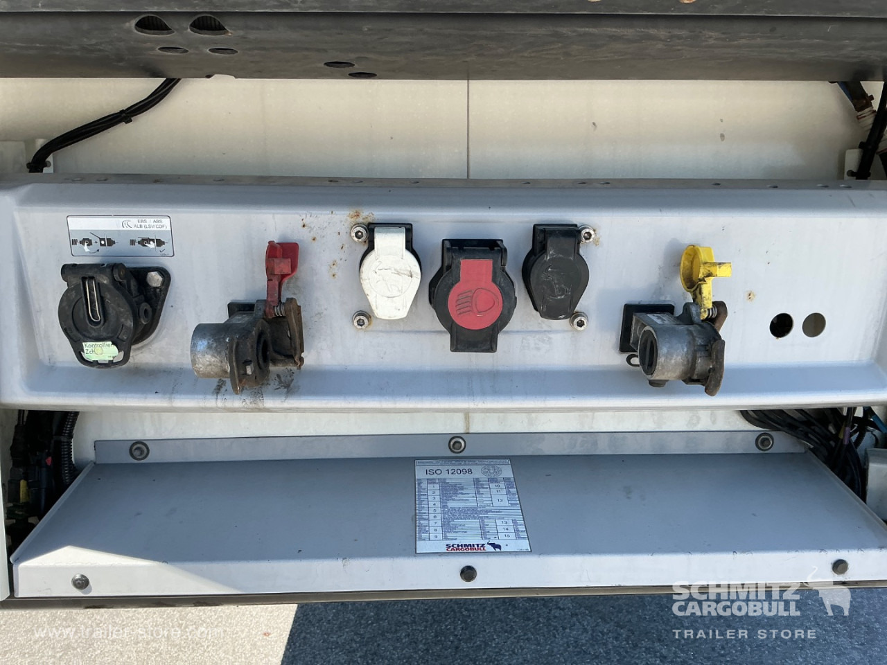 SCHMITZ Reefer Standard Double deck - Изотермический полуприцеп: фото 4 SCHMITZ Reefer Standard Double deck - Изотермический полуприцеп: фото 4
