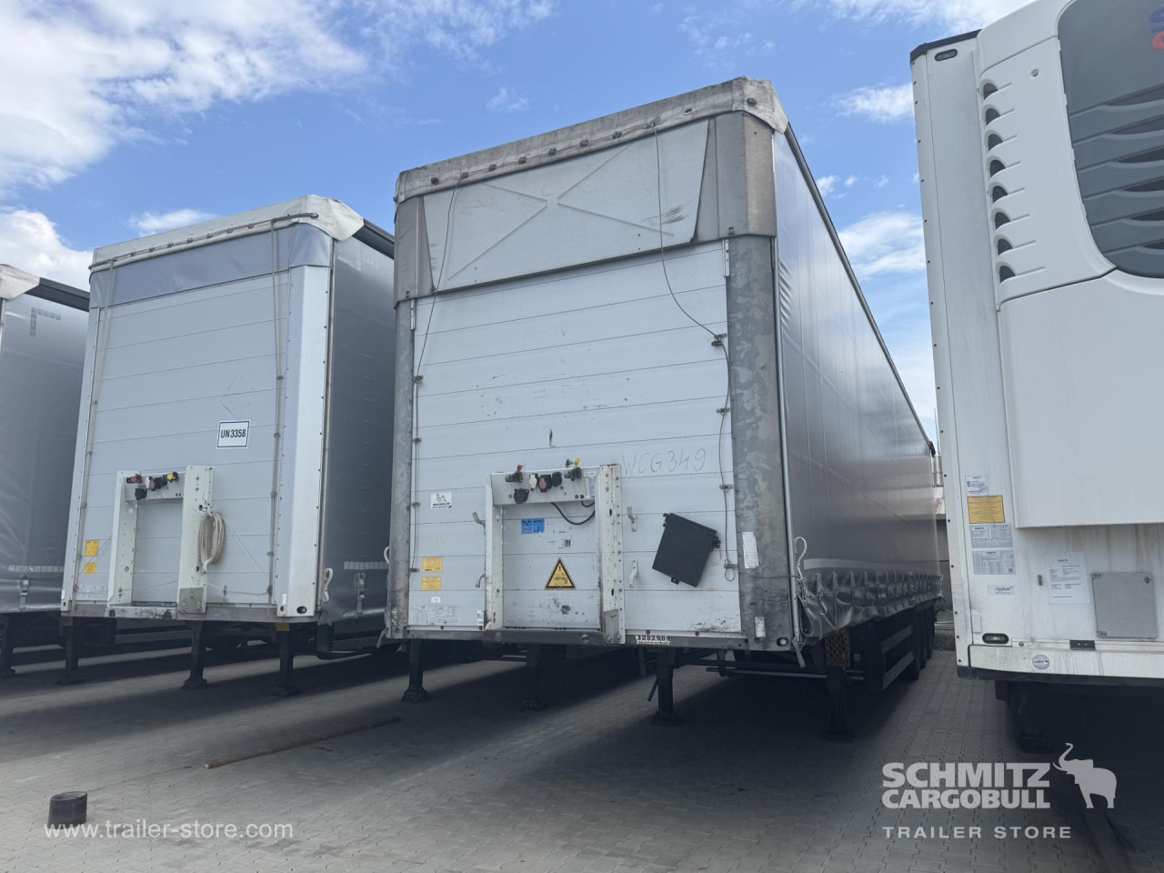 SCHMITZ Curtainsider Mega - Тентованный полуприцеп: фото 4 SCHMITZ Curtainsider Mega - Тентованный полуприцеп: фото 4