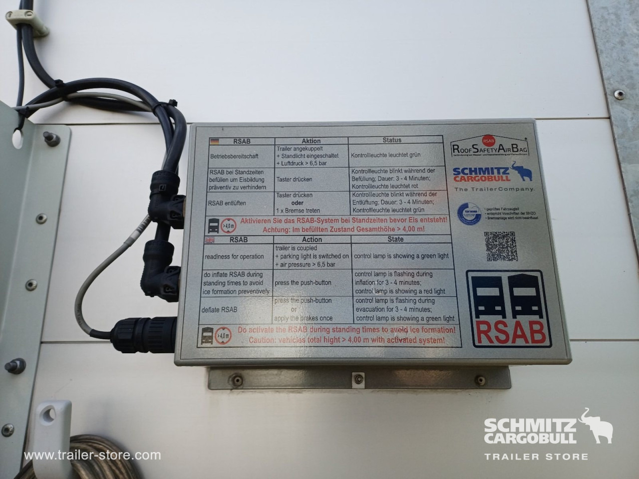 SCHMITZ Curtainsider Standard - Тентованный полуприцеп: фото 3 SCHMITZ Curtainsider Standard - Тентованный полуприцеп: фото 3
