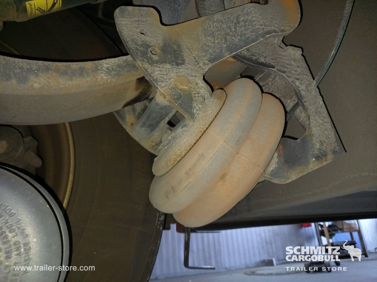 SCHMITZ Reefer Multitemp Double deck - Изотермический полуприцеп: фото 3 SCHMITZ Reefer Multitemp Double deck - Изотермический полуприцеп: фото 3