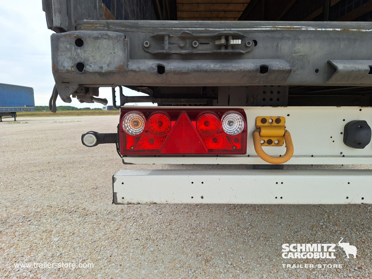 Тентованный полуприцеп SCHMITZ Curtainsider Mega: фото 11