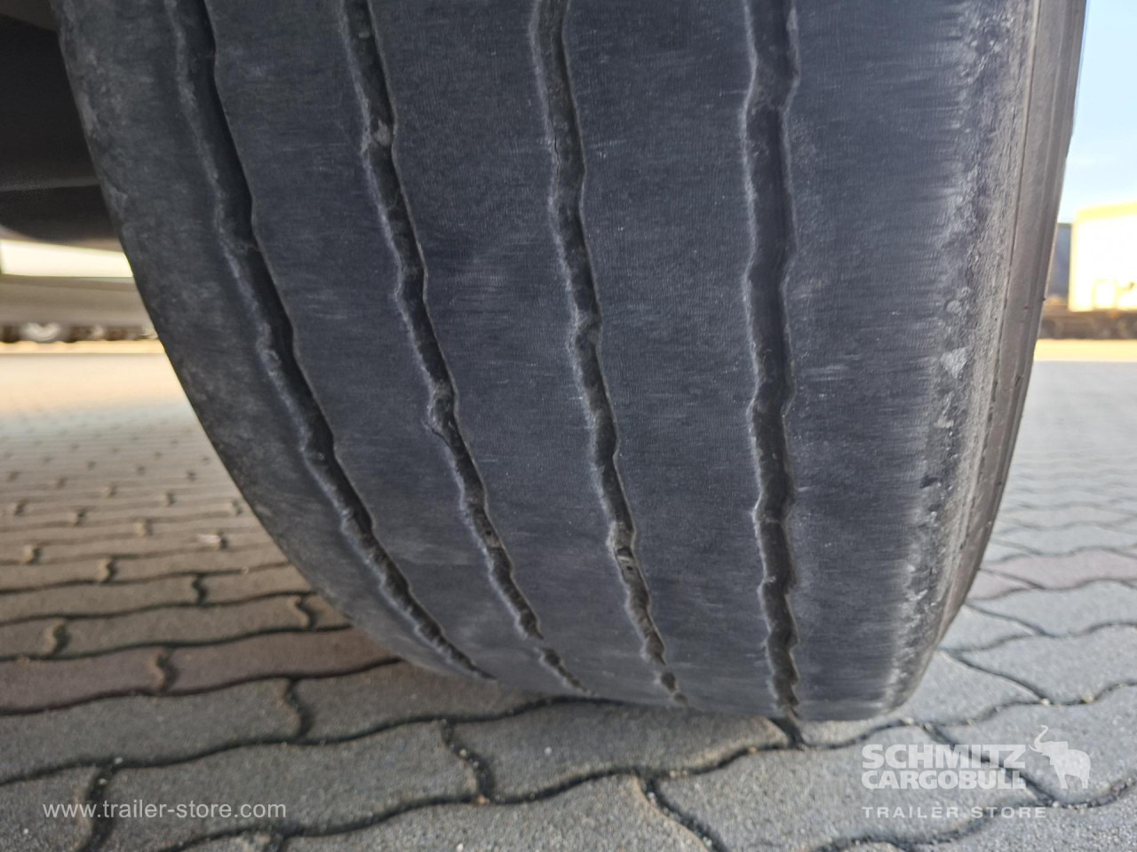 SCHMITZ Reefer Multitemp - Изотермический полуприцеп: фото 3 SCHMITZ Reefer Multitemp - Изотермический полуприцеп: фото 3