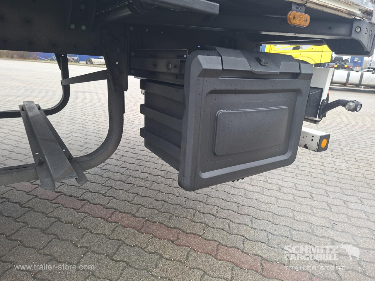 SCHMITZ Reefer Standard Double deck - Изотермический полуприцеп: фото 2 SCHMITZ Reefer Standard Double deck - Изотермический полуприцеп: фото 2