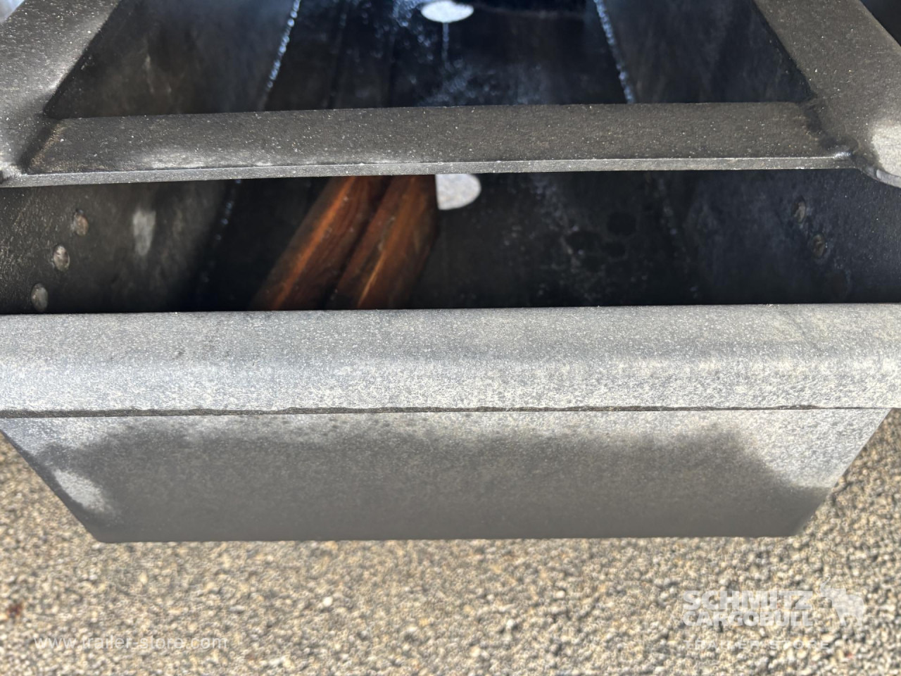 SCHMITZ Curtainsider Mega - Тентованный полуприцеп: фото 2 SCHMITZ Curtainsider Mega - Тентованный полуприцеп: фото 2