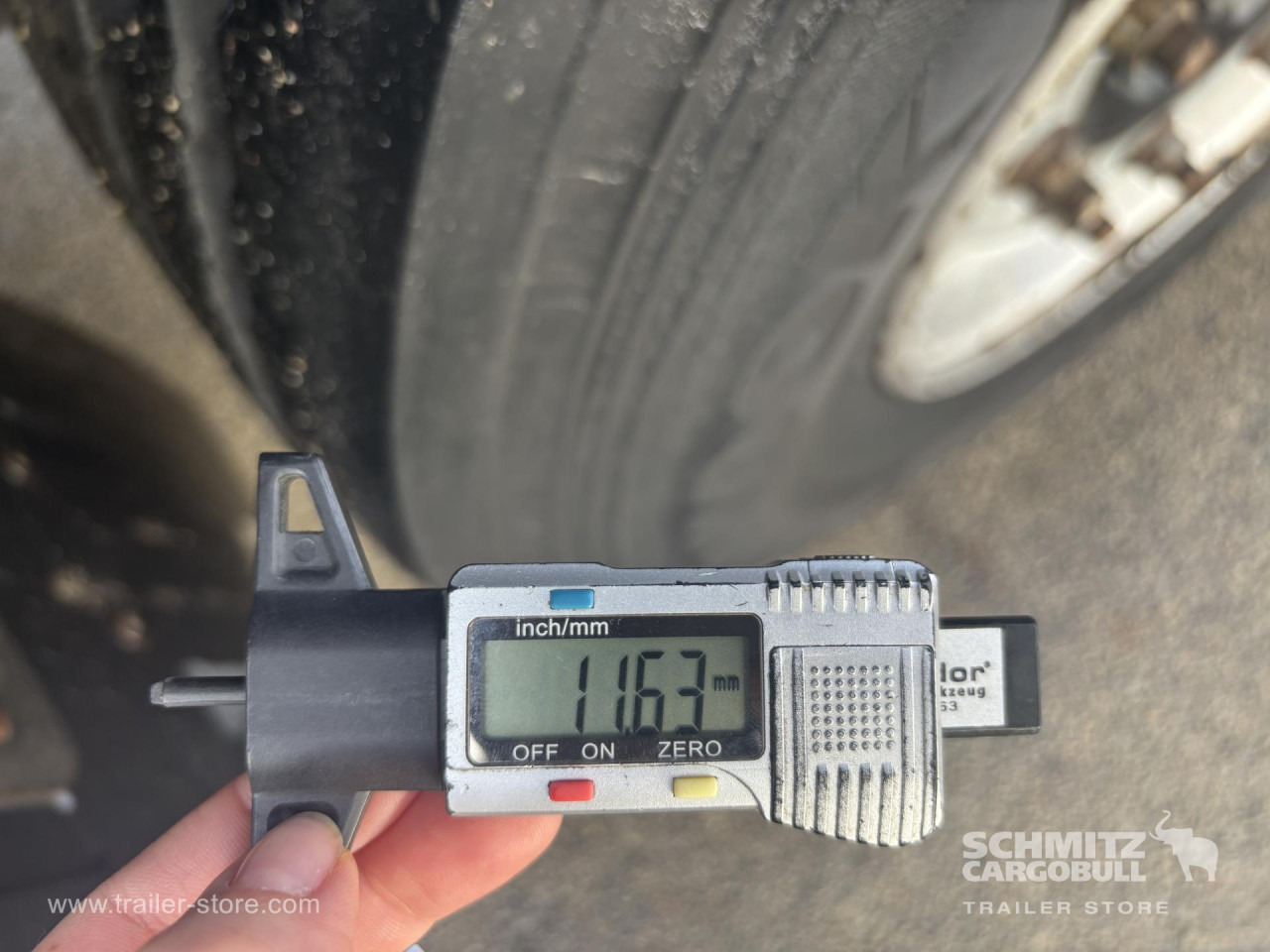 SCHMITZ Curtainsider Standard - Тентованный полуприцеп: фото 4 SCHMITZ Curtainsider Standard - Тентованный полуприцеп: фото 4