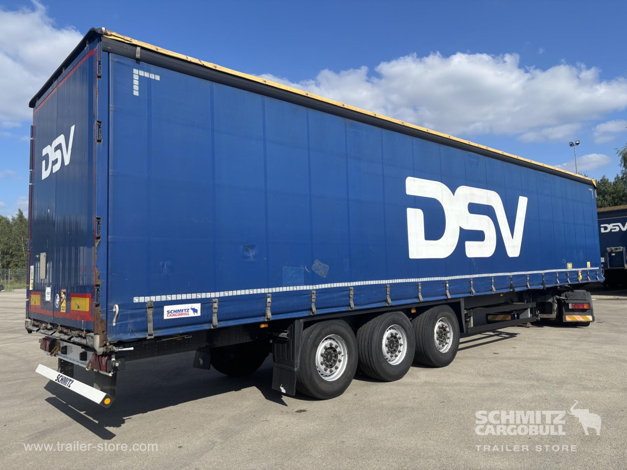 SCHMITZ Curtainsider Standard - Тентованный полуприцеп: фото 1 SCHMITZ Curtainsider Standard - Тентованный полуприцеп: фото 1