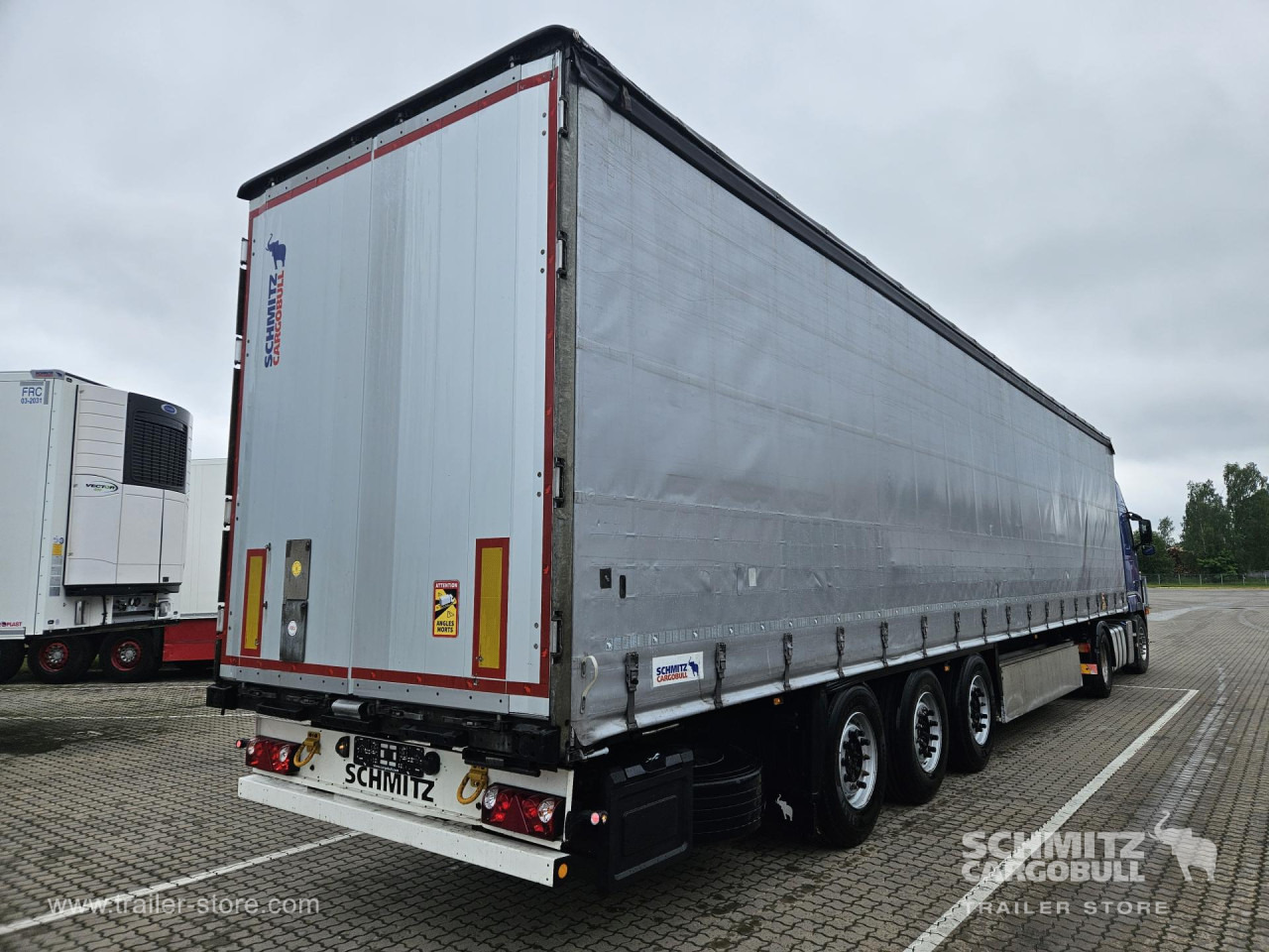 SCHMITZ Curtainsider Standard - Тентованный полуприцеп: фото 1 SCHMITZ Curtainsider Standard - Тентованный полуприцеп: фото 1