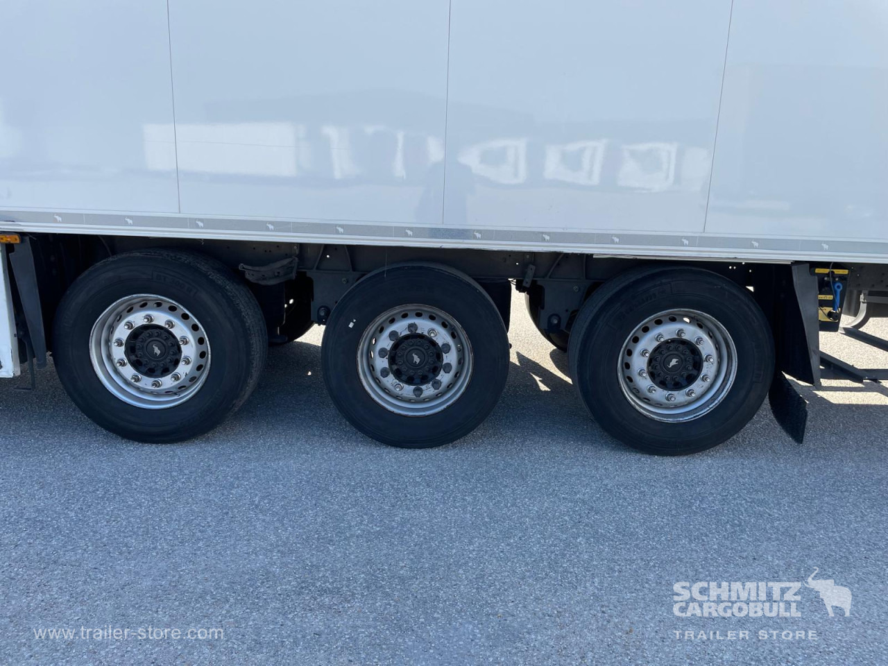 SCHMITZ Reefer Standard - Изотермический полуприцеп: фото 2 SCHMITZ Reefer Standard - Изотермический полуприцеп: фото 2