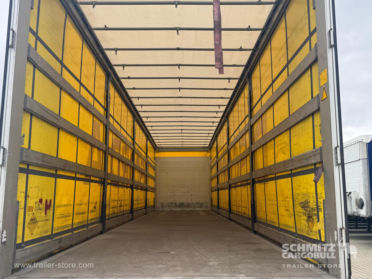 SCHMITZ Curtainsider Standard в лизинг SCHMITZ Curtainsider Standard: фото 7