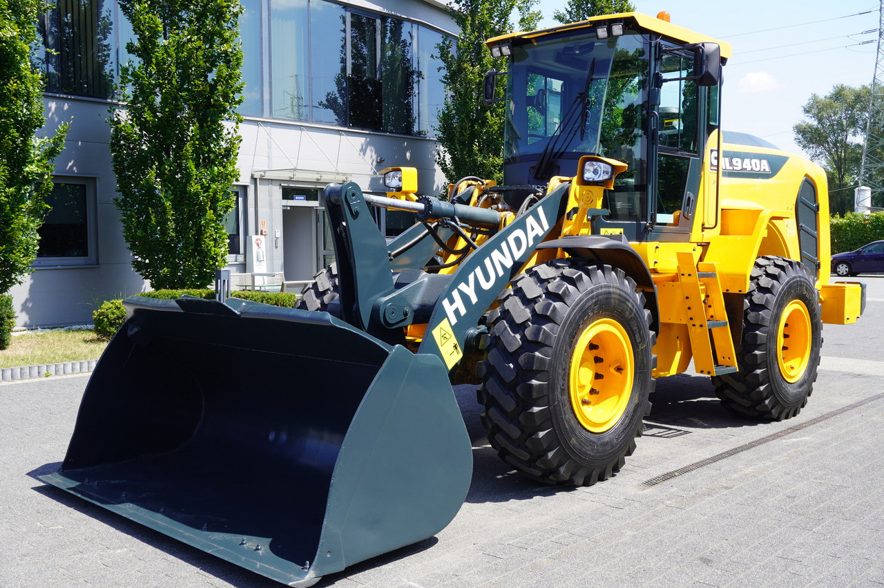 HYUNDAI HL940A articulated loader / year 2021 / weight 13.5t year of production 2021 - Колёсный погрузчик: фото 4 HYUNDAI HL940A articulated loader / year 2021 / weight 13.5t year of production 2021 - Колёсный погрузчик: фото 4