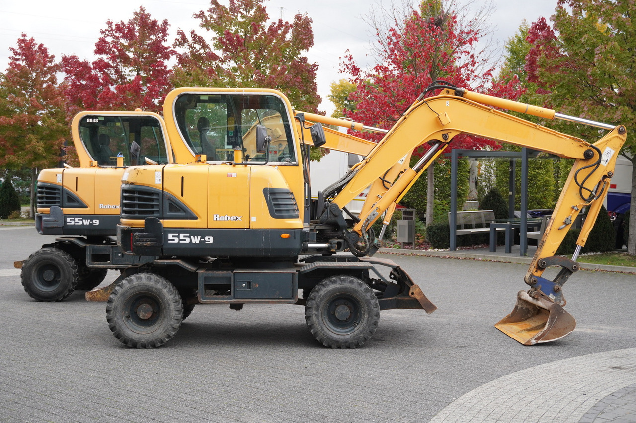 Hyundai Robex 55W-9 Wheeled Excavator 5.5t / 2pcs - Экскаватор: фото 3 Hyundai Robex 55W-9 Wheeled Excavator 5.5t / 2pcs - Экскаватор: фото 3
