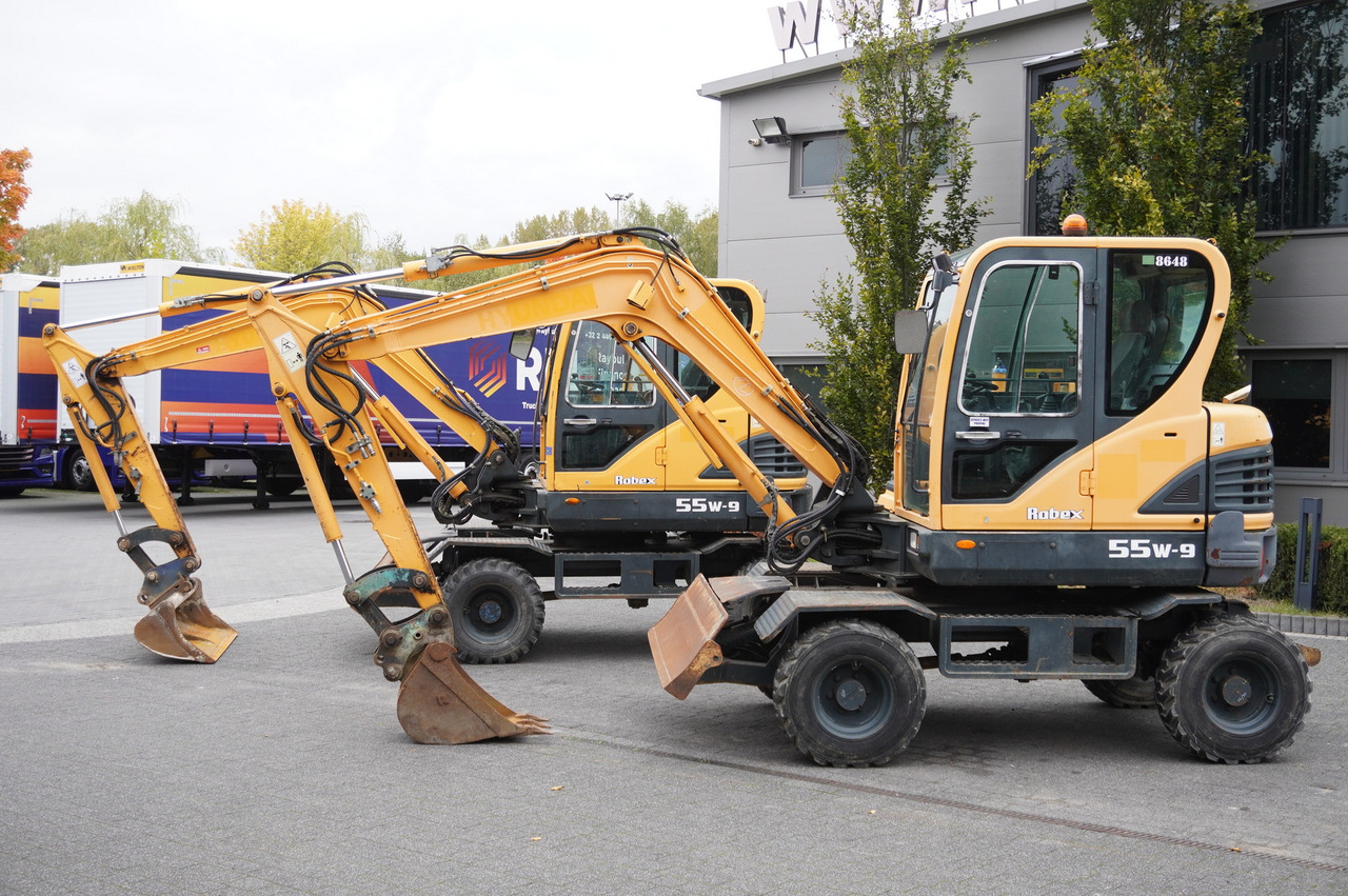 Hyundai Robex 55W-9 Wheeled Excavator 5.5t / 2pcs - Мини-экскаватор: фото 2 Hyundai Robex 55W-9 Wheeled Excavator 5.5t / 2pcs - Мини-экскаватор: фото 2