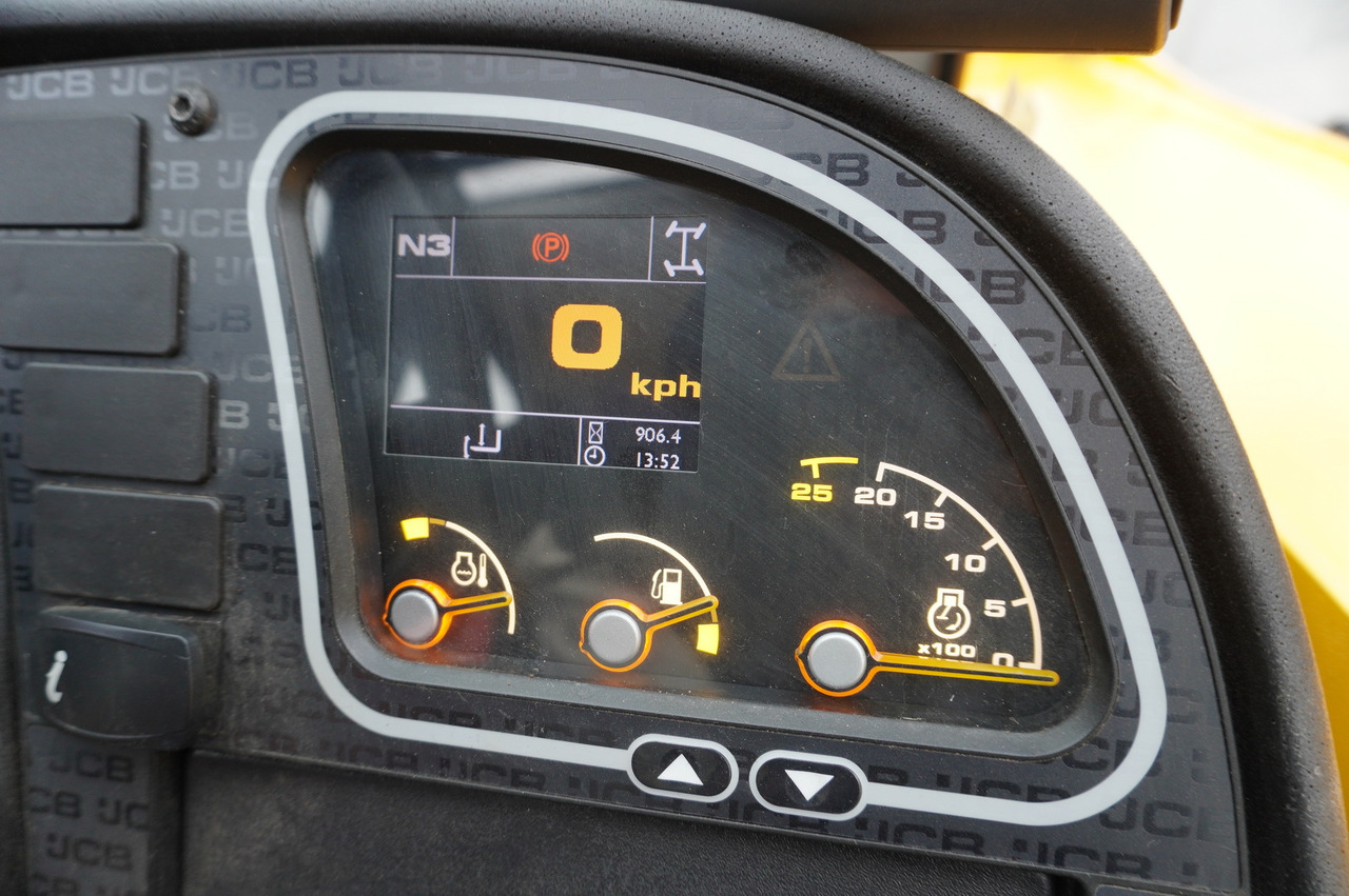 JCB 531-70 / 900 MTH telescopic charger! / 3.1 T / 7 M - Телескопический фронтальный погрузчик: фото 2 JCB 531-70 / 900 MTH telescopic charger! / 3.1 T / 7 M - Телескопический фронтальный погрузчик: фото 2