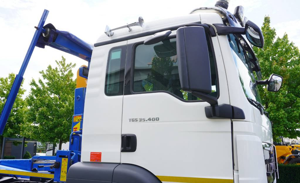 MAN TGS 35.400 8×4 HYVA LIFT 32.56 SE hooklift в лизинг MAN TGS 35.400 8×4 HYVA LIFT 32.56 SE hooklift: фото 23