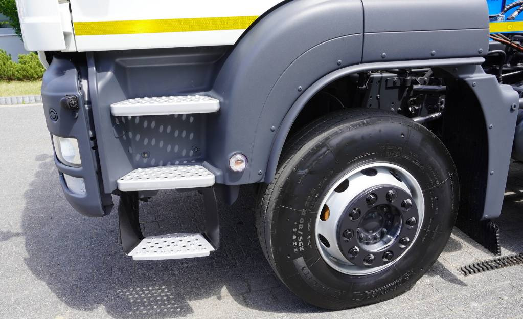 MAN TGS 35.400 8×4 HYVA LIFT 32.56 SE hooklift в лизинг MAN TGS 35.400 8×4 HYVA LIFT 32.56 SE hooklift: фото 21