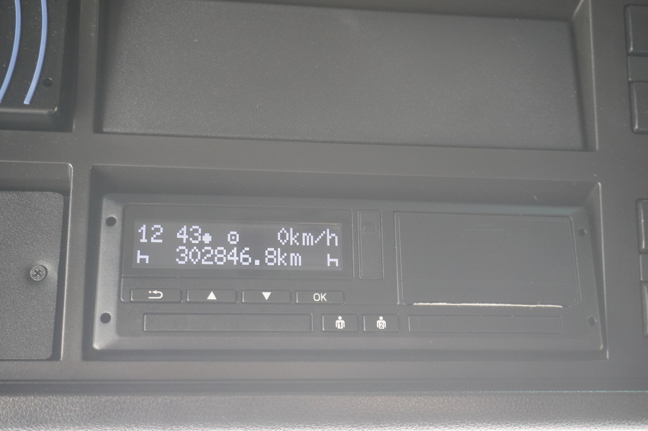 Тентованный грузовик MAN TGX 18.470 / 2022 / Curtainsider 19 EPAL / Retarder / 15 units: фото 20 Тентованный грузовик MAN TGX 18.470 / 2022 / Curtainsider 19 EPAL / Retarder / 15 units: фото 20