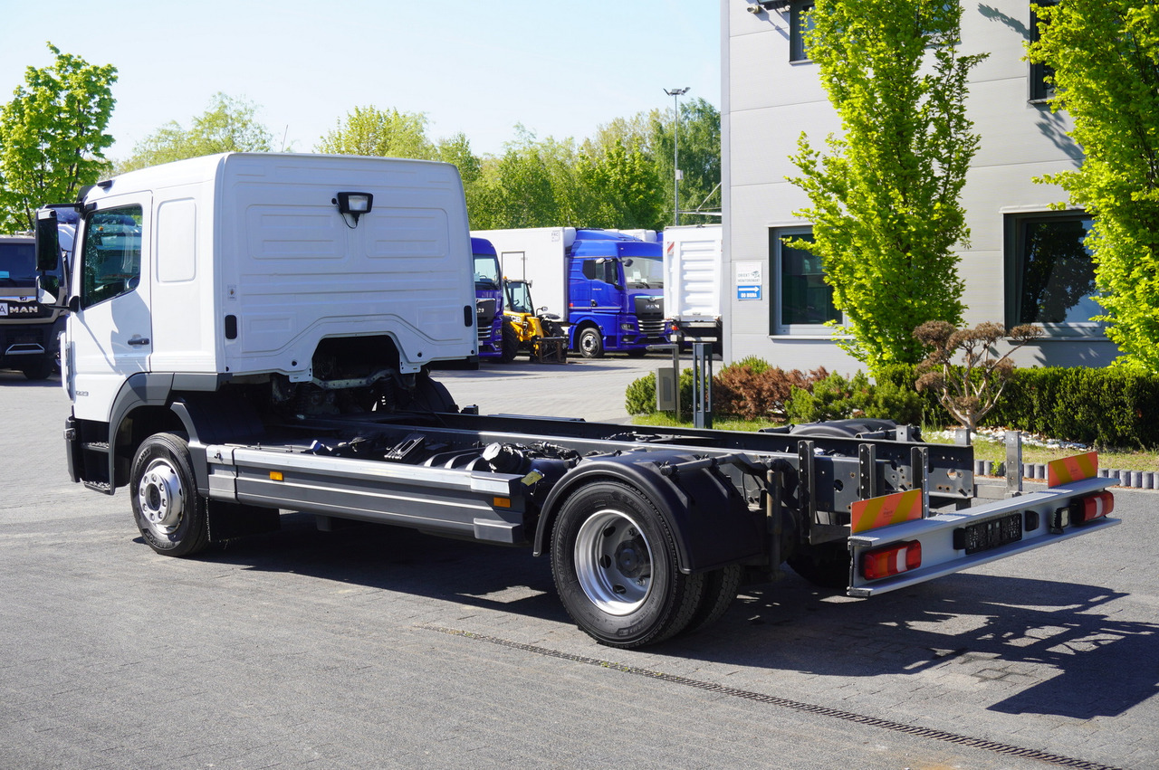 MERCEDES-BENZ 1223 / Full ADR / 440 cm chassis / Sleeper cab / 175 tho. km - Грузовик-шасси: фото 5 MERCEDES-BENZ 1223 / Full ADR / 440 cm chassis / Sleeper cab / 175 tho. km - Грузовик-шасси: фото 5