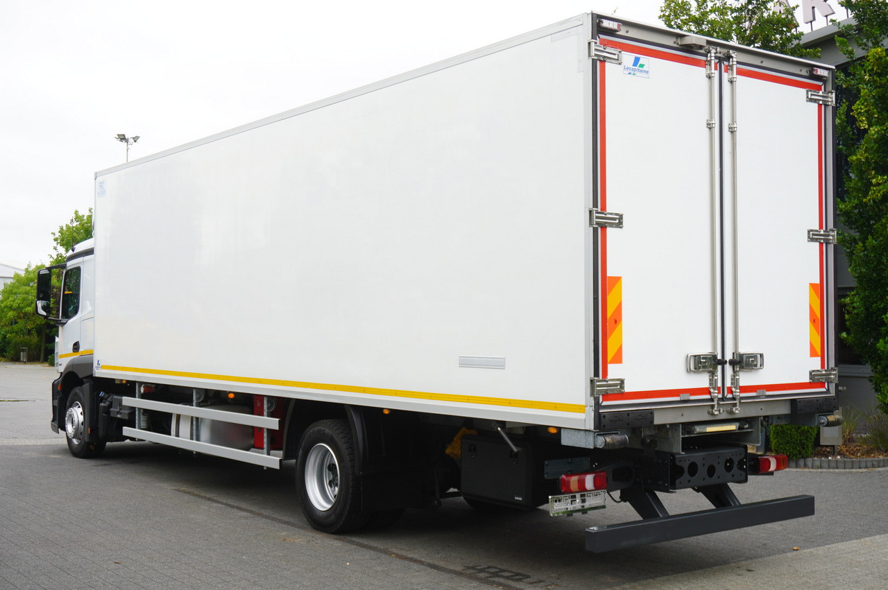 MERCEDES-BENZ Actros 1824 / Refrigerator 22 EPAL / Carrier Supra 950 / Sleeping cabin - Рефрижератор: фото 2 MERCEDES-BENZ Actros 1824 / Refrigerator 22 EPAL / Carrier Supra 950 / Sleeping cabin - Рефрижератор: фото 2