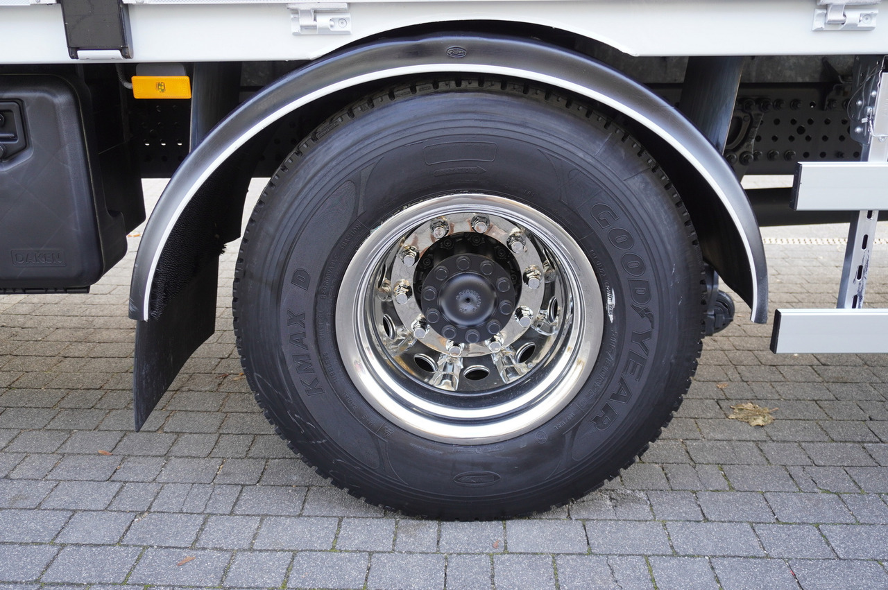 Тентованный грузовик MERCEDES-BENZ Actros 1835 E6 4×2 / Curtainsider 21 pallets / tail lift 1.5t: фото 24