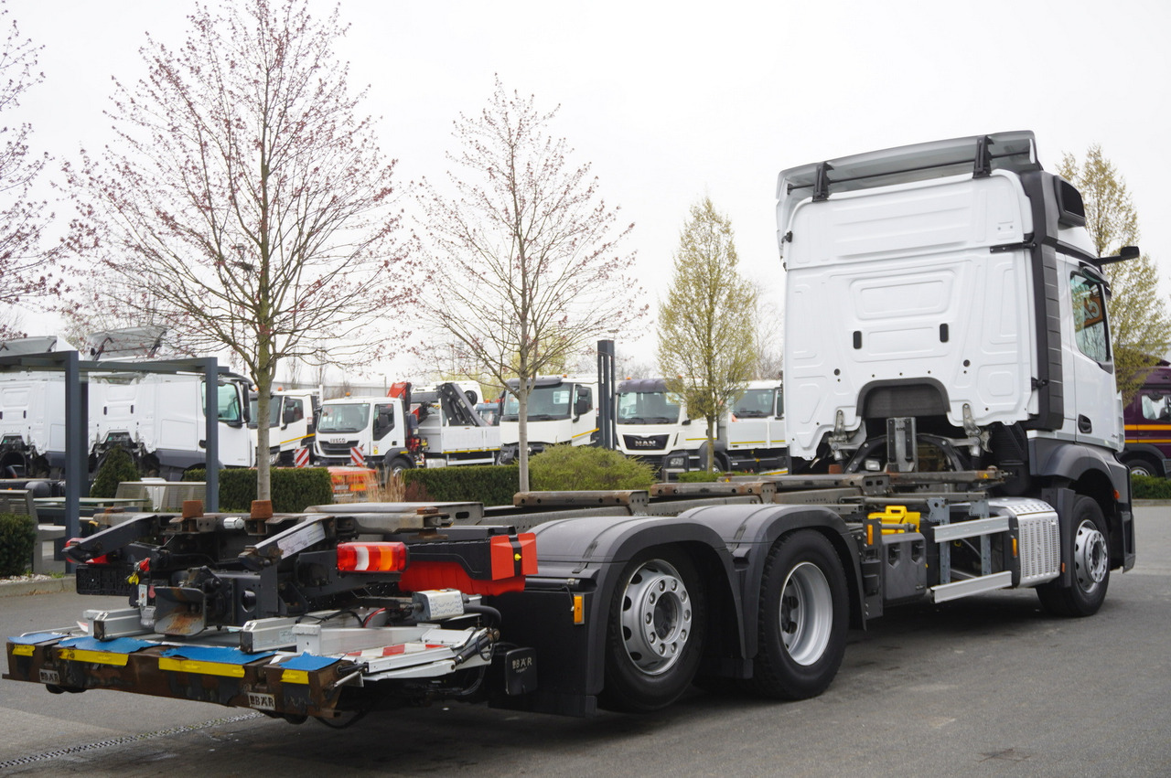 MERCEDES-BENZ Actros 2545 6×2 MP5 / ADR / several units - Грузовик-контейнеровоз/ Сменный кузов: фото 3 MERCEDES-BENZ Actros 2545 6×2 MP5 / ADR / several units - Грузовик-контейнеровоз/ Сменный кузов: фото 3