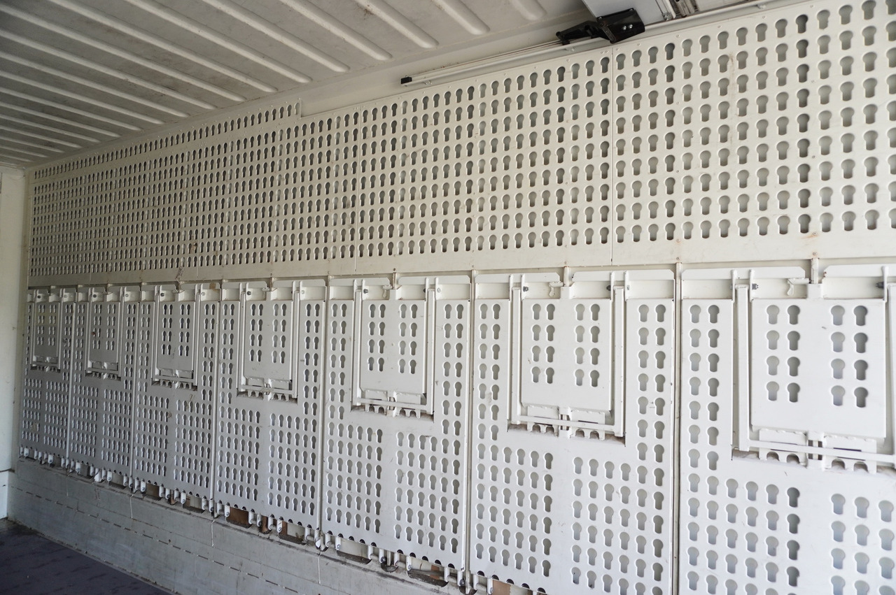 Рефрижератор MERCEDES-BENZ Actros 2545 MP5 / KRONE 18 EPAL box body / ADR AT: фото 8 Рефрижератор MERCEDES-BENZ Actros 2545 MP5 / KRONE 18 EPAL box body / ADR AT: фото 8