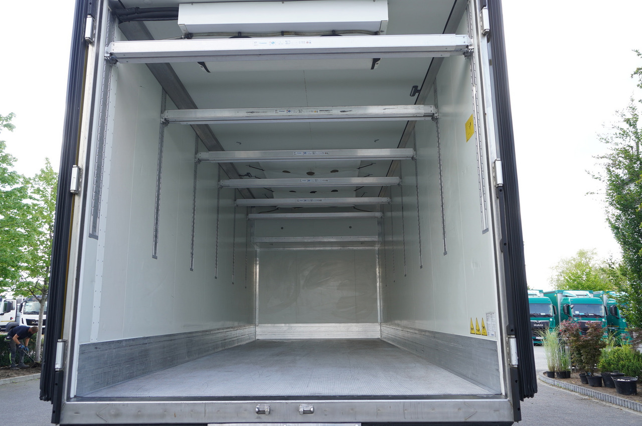 MERCEDES-BENZ Actros 2548 MP5 / Krone Refrigerator Multitemperature / Doppelstock 36 EPAL / GIGA Space cabin - Рефрижератор: фото 4 MERCEDES-BENZ Actros 2548 MP5 / Krone Refrigerator Multitemperature / Doppelstock 36 EPAL / GIGA Space cabin - Рефрижератор: фото 4