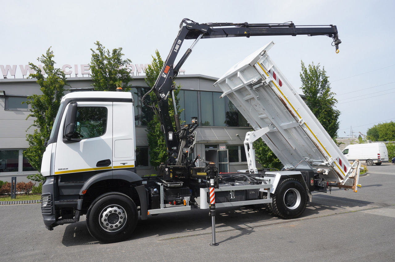 MERCEDES-BENZ Arocs 1833 / 87,000 km!!! / Hds HIAB X-DUO 128 B-2 / three-sided tipper - Автоманипулятор, Автоманипулятор: фото 4 MERCEDES-BENZ Arocs 1833 / 87,000 km!!! / Hds HIAB X-DUO 128 B-2 / three-sided tipper - Автоманипулятор, Автоманипулятор: фото 4