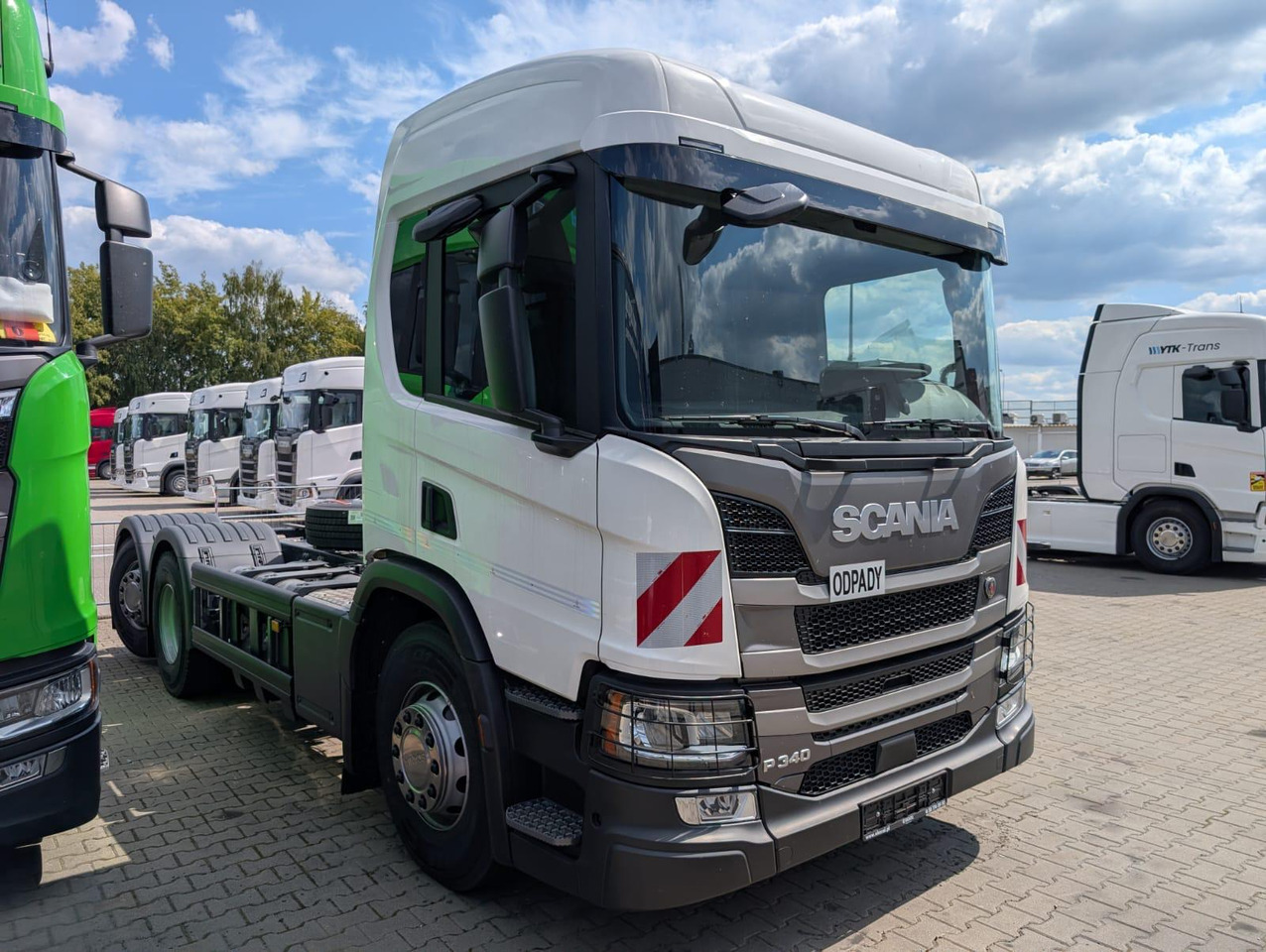 SCANIA P 340 B6x2*4NA / chassis frame / steering axle / CNG / large cab / 8 units - Мусоровоз: фото 2 SCANIA P 340 B6x2*4NA / chassis frame / steering axle / CNG / large cab / 8 units - Мусоровоз: фото 2