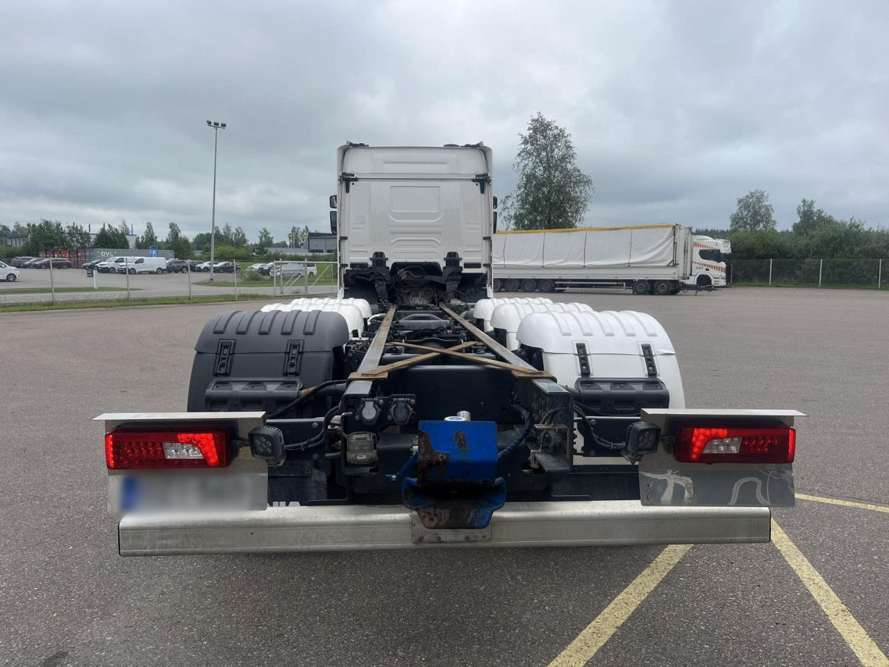 SCANIA R560 B8x4*4 / Chassis / sleeper cab / Power take-off - Автоманипулятор: фото 5 SCANIA R560 B8x4*4 / Chassis / sleeper cab / Power take-off - Автоманипулятор: фото 5