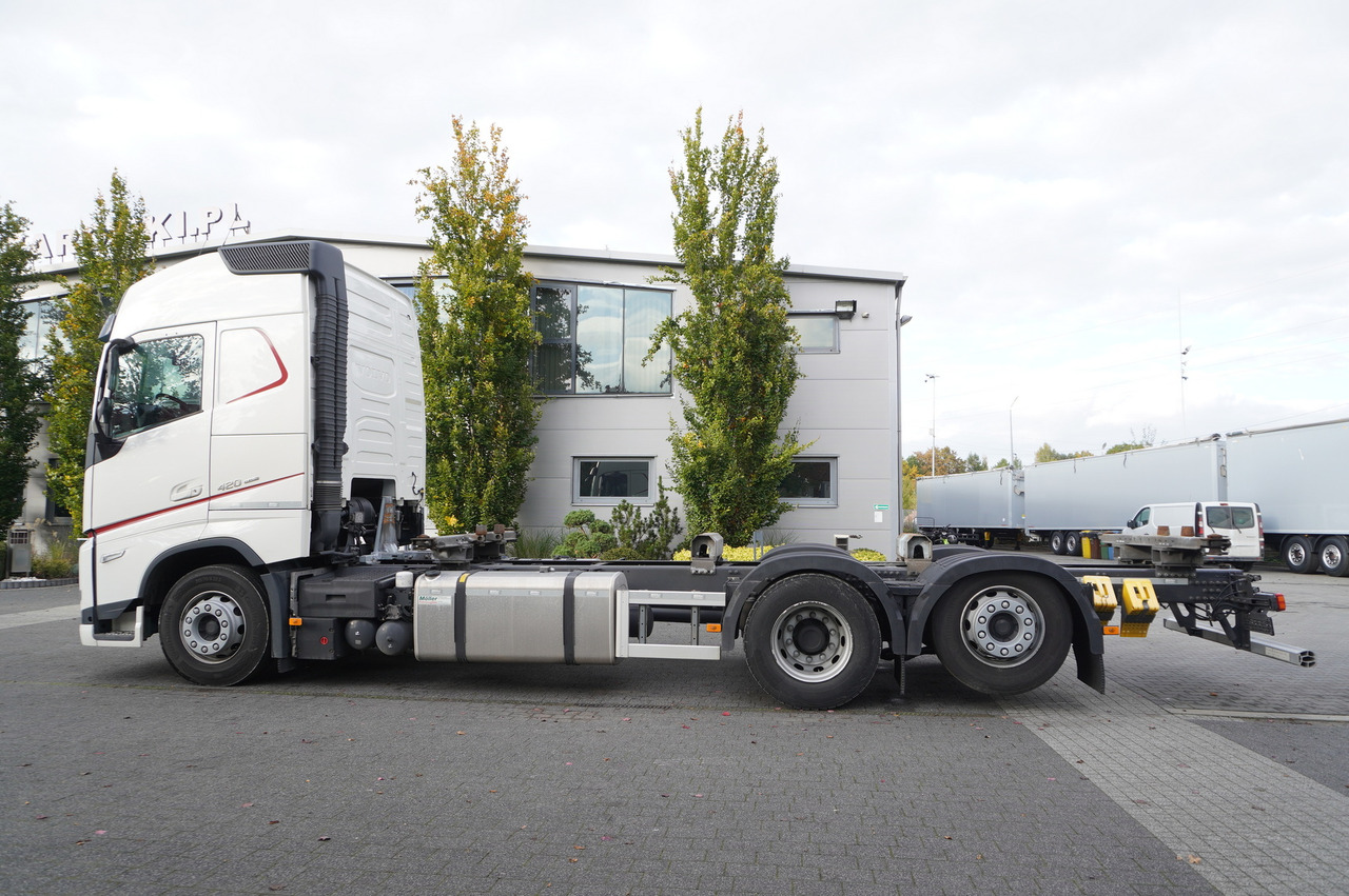 VOLVO FH 420 6x2 / BDF / 2022 - Грузовик-контейнеровоз/ Сменный кузов: фото 2 VOLVO FH 420 6x2 / BDF / 2022 - Грузовик-контейнеровоз/ Сменный кузов: фото 2