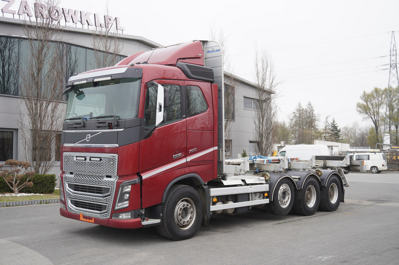 VOLVO FH16 750 / Frame 8 m / 750 HP! / 2021 / stanchion superstructure - Грузовик-шасси: фото 3 VOLVO FH16 750 / Frame 8 m / 750 HP! / 2021 / stanchion superstructure - Грузовик-шасси: фото 3
