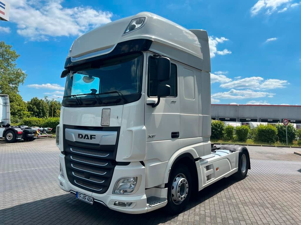 DAF XF 480 FT Super Space Cab Retarder 2xTank 1185 L - Тягач: фото 3 DAF XF 480 FT Super Space Cab Retarder 2xTank 1185 L - Тягач: фото 3