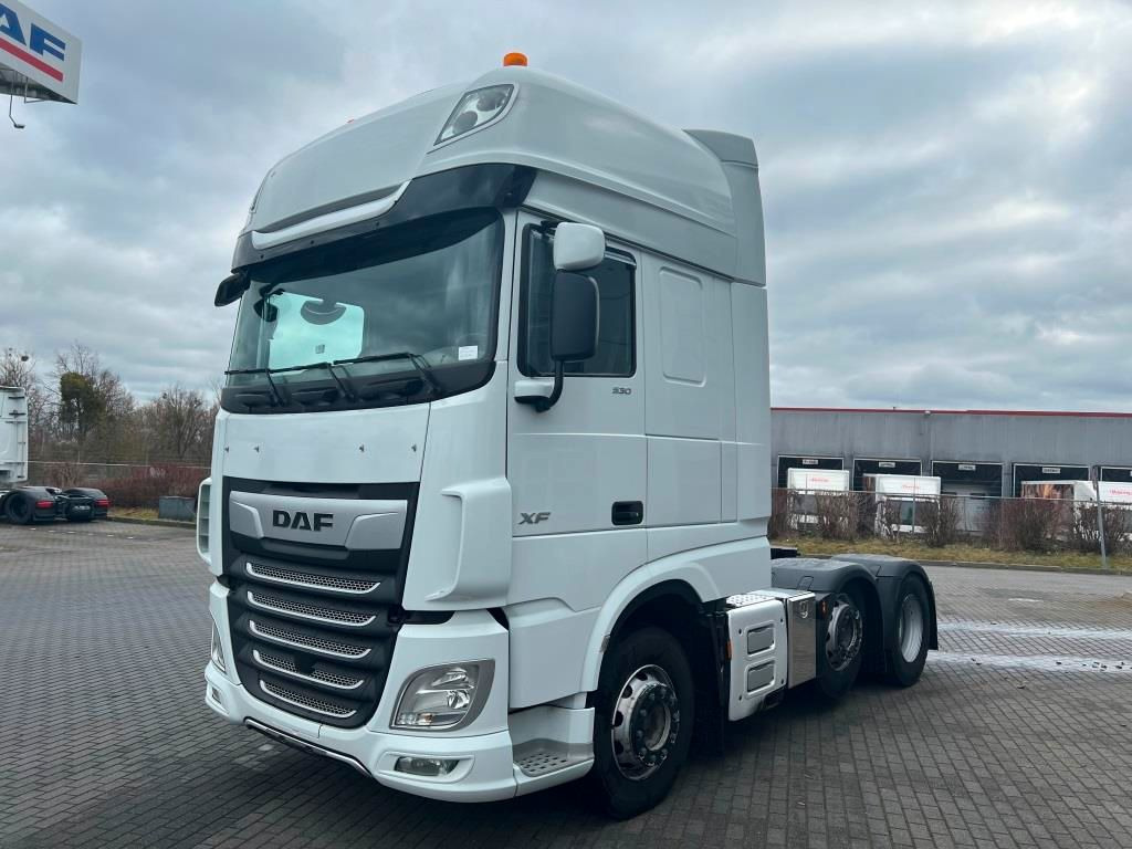 DAF XF 530 FTG 6x2 Retarder Liftlenkachse zZGG 64.5t - Тягач: фото 2 DAF XF 530 FTG 6x2 Retarder Liftlenkachse zZGG 64.5t - Тягач: фото 2