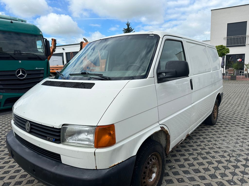 Volkswagen T4 -2.5 TDI Kasten - Цельнометаллический фургон: фото 1 Volkswagen T4 -2.5 TDI Kasten - Цельнометаллический фургон: фото 1