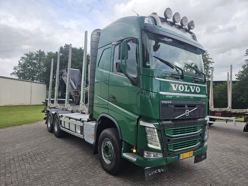 Volvo FH 500 GT XL Manuel Full Steel Big Axles Hubreduction Retarder - Лесовоз, Автоманипулятор: фото 2 Volvo FH 500 GT XL Manuel Full Steel Big Axles Hubreduction Retarder - Лесовоз, Автоманипулятор: фото 2