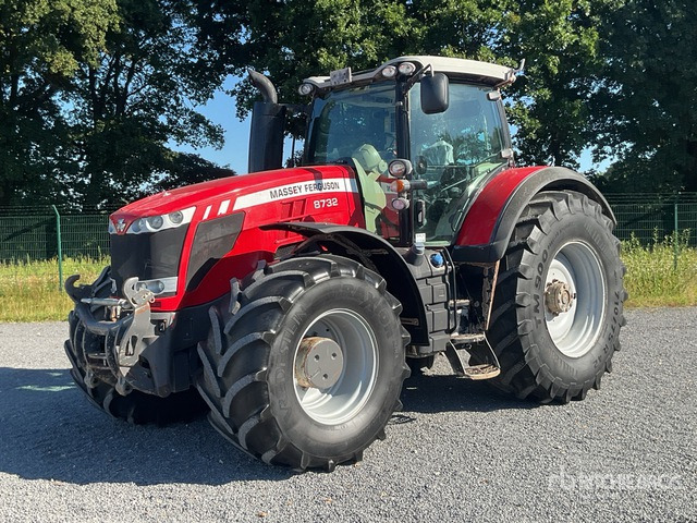2015 Massey Ferguson 8732 Dyna-VT 4WD Tractor - Трактор: фото 1 2015 Massey Ferguson 8732 Dyna-VT 4WD Tractor - Трактор: фото 1