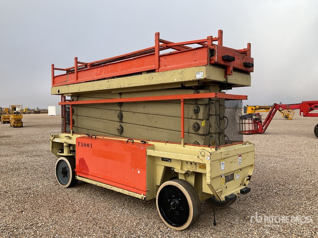 2007 JLG 153-12 Electric Scissor Lift - Ножничный подъемник: фото 2 2007 JLG 153-12 Electric Scissor Lift - Ножничный подъемник: фото 2