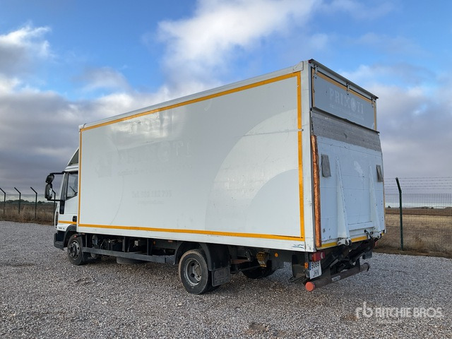 2012 Iveco Eurocargo 75E18 4x2 Van Truck - Грузовик с закрытым кузовом: фото 2 2012 Iveco Eurocargo 75E18 4x2 Van Truck - Грузовик с закрытым кузовом: фото 2