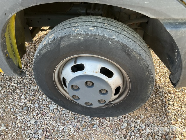 2013 Iveco 40C14G 1994 Hiab 015 1200 kg Straight ... Flatbed Truck with Crane - Грузовик бортовой/ Платформа: фото 5 2013 Iveco 40C14G 1994 Hiab 015 1200 kg Straight ... Flatbed Truck with Crane - Грузовик бортовой/ Платформа: фото 5