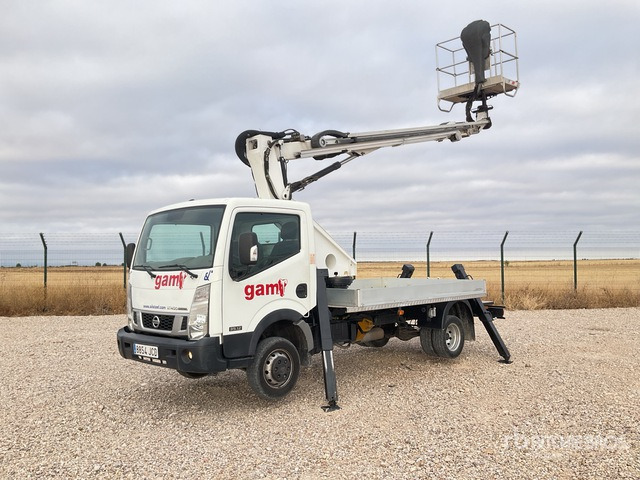 2015 Nissan NT400 Cabstar 2015 Oil&Steel Scorpion 1812 Sm ... Bucket Truck - Грузовик с подъемником: фото 2 2015 Nissan NT400 Cabstar 2015 Oil&Steel Scorpion 1812 Sm ... Bucket Truck - Грузовик с подъемником: фото 2