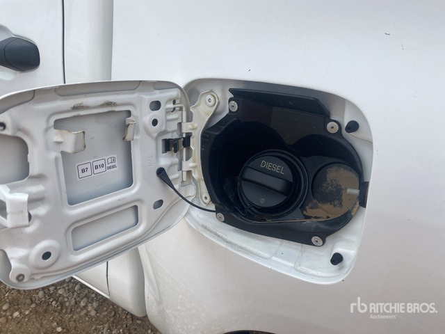 2019 Toyota Hilux 4x4 Pickup - Пикап: фото 5 2019 Toyota Hilux 4x4 Pickup - Пикап: фото 5