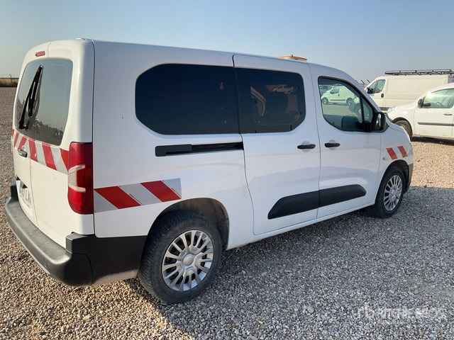 2020 Toyota Proace Passenger Van - Микроавтобус, Пассажирский фургон: фото 3 2020 Toyota Proace Passenger Van - Микроавтобус, Пассажирский фургон: фото 3