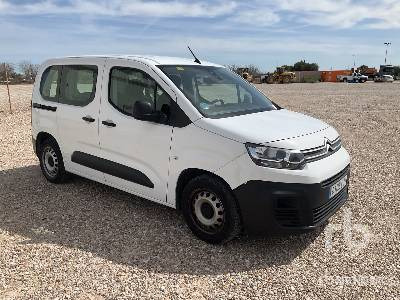 CITROEN BERLINGO Blue HDI100 5 - Легковой автомобиль: фото 4 CITROEN BERLINGO Blue HDI100 5 - Легковой автомобиль: фото 4