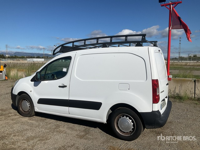 2010 Citroen Berlingo HDI 75 Van Truck - Коммерческий автомобиль: фото 2 2010 Citroen Berlingo HDI 75 Van Truck - Коммерческий автомобиль: фото 2