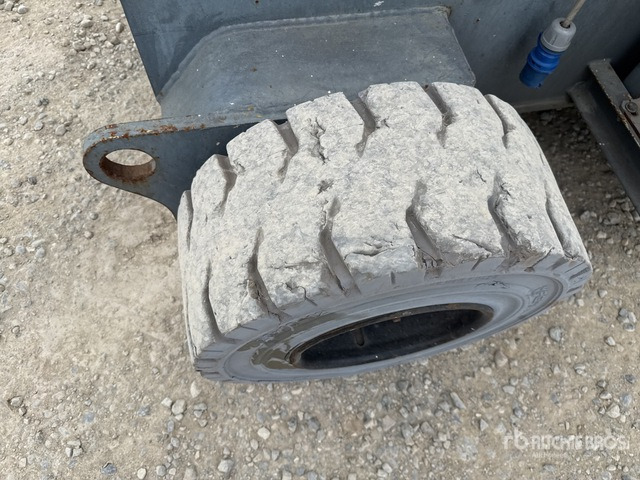 2008 Haulotte HA15IP Electric Articulating Boom Lift - Коленчатый подъемник: фото 5 2008 Haulotte HA15IP Electric Articulating Boom Lift - Коленчатый подъемник: фото 5